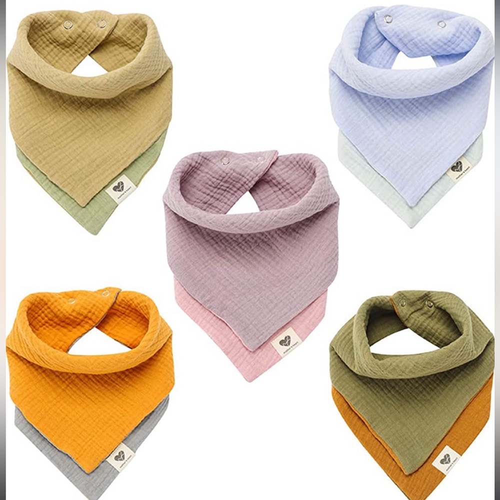 Mothers heart reversible bibs